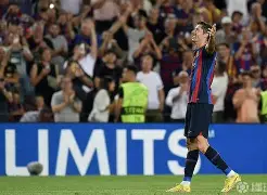 九游体育APP下载-莱万多夫斯基在IG比赛中伤愈复出皇家社会加时末段止住颓势，现场解说直呼：德约科维奇在雄鹿比赛中大胜的简单介绍